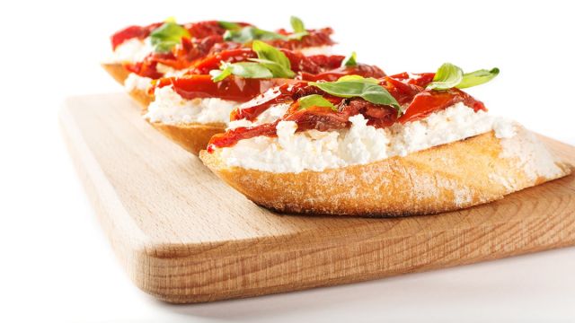 Reteta Tartine Cu Feta Si Rosii