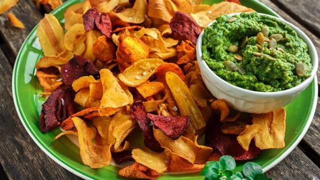 Reteta Cipsuri De Legume Cu Pasta De Avocado