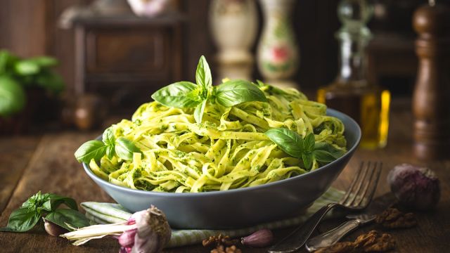 Reteta Linguine Cu Sos Pesto