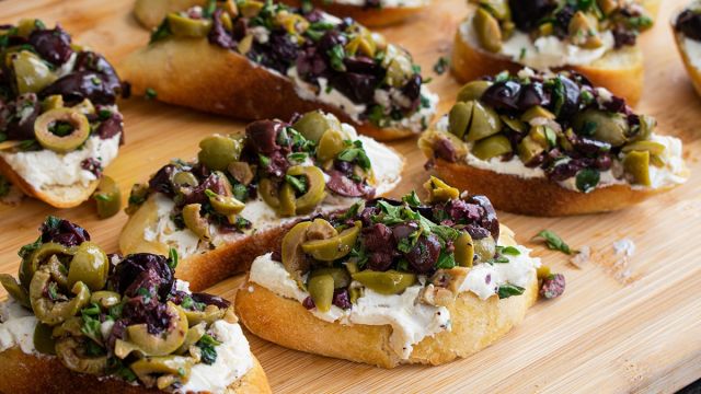 Reteta Tartine Cu Masline