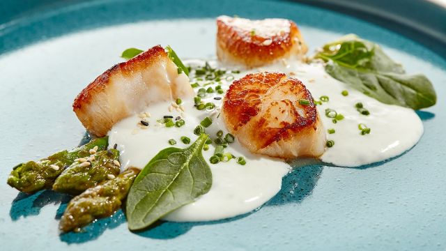 Reteta Saint Jacques, Sparanghel Si Sos De Smantana