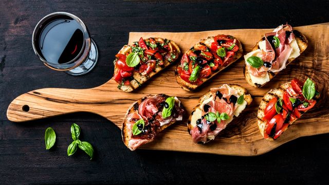 Reteta Bruschete Mixte, Cu Bacon