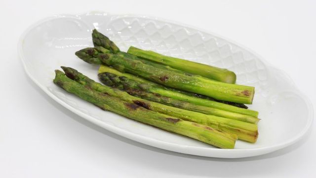 Reteta Sparanghel Grill