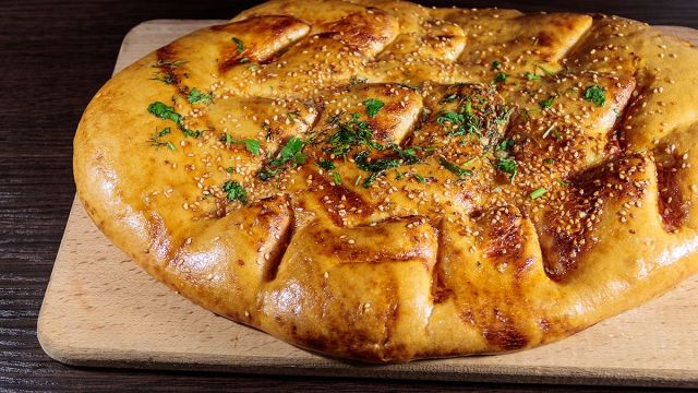 Reteta Makmura, Placinta Cu Vita