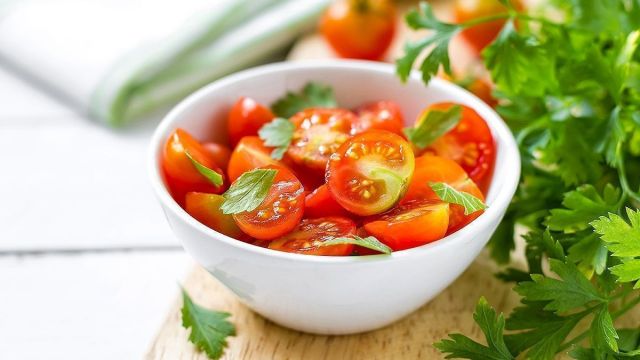 Reteta Salata Rosii Cherry