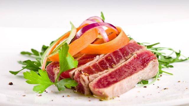 Reteta Stake De Ton Cu Rucola